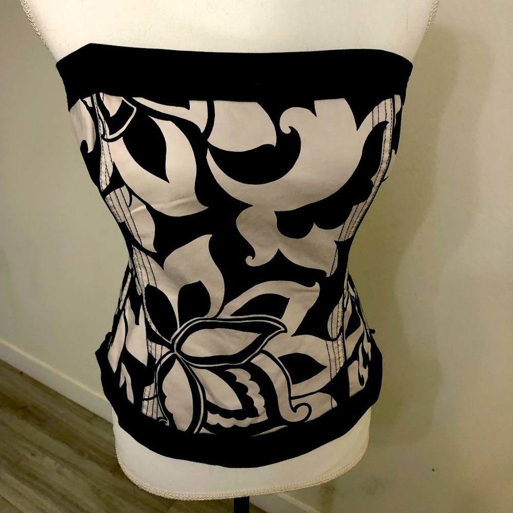 White House Black Market top